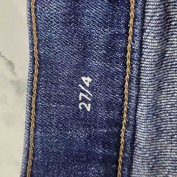 LOFT Women's Denim Short in size 4/27 - Picture 11 of 12